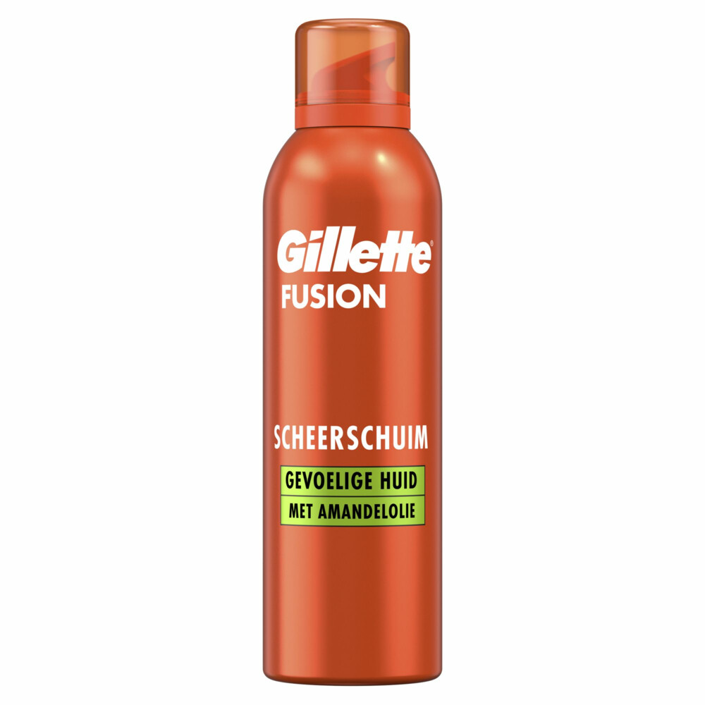 6x Gillette Fusion Scheerschuim Met Amandelolie Voor De Gevoelige Huid 250 ml met grote korting