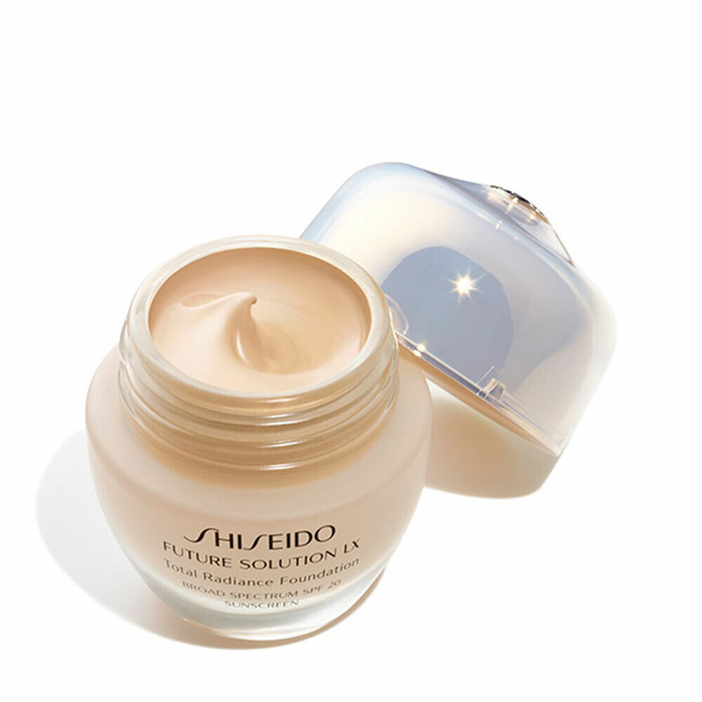 Shiseido Future Solution LX Total Radiance Foundation 30ml (Various Shades) Golden 3