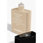 Chanel Chanel Vitalumière Aqua Foundation SPF 15 22 Beige Rose - 54.99 euro