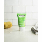 WELEDA Berken Pearl Scrub Douchecrème - 7.49 euro