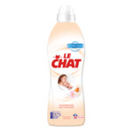 Le Chat Wasverzachter Almond Milk  900 ml