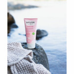 WELEDA Amandel Sensitive Douchecrème - 5.95 euro
