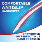 2x Aquafresh Tandenborstel Clean & Flex Medium - 6.44 euro