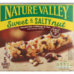 6x Nature Valley Sweet & Salty Nut Pure Chocolade - 20.32 euro