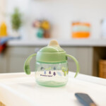 Tommee Tippee Close To Nature Drinkbeker First Trainer Cup Groen 4m+ - 8.99 euro