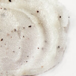 Elemis
 Frangipani Monoi Salt Glow Scrub - 40.19 euro