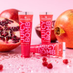 2x essence Juicy Bomb Shiny Lipgloss 104 Poppin' Pomegranate - 2.21 euro