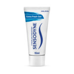 Plein <b>3x</b> Sensodyne Tandpasta Extra Fresh Mini Extra Fresh Mini aanbieding