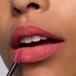 essence 8h Matte Liquid Lipstick 16 Velvet Brick - 2.79 euro