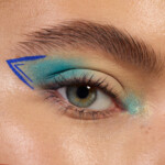 essence Colour It! Liquid Eyeliner  01 Royal Blue - 3.49 euro