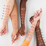 essence Matte Liquid Eyeshadow 03 Peach Pop - 2.95 euro