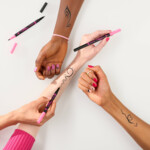 essence Line It Like A Pro 01 Black - 3.35 euro