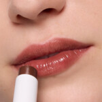 essence Juicy Bomb Glossy Butter Balm  05 Choco-lot To Handle - 2.79 euro