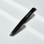 Catrice Magic Perfectors Tweezer - 3.15 euro
