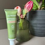 2x Altruist Zonnebrandcrème Anti-Roodheid en Pigmentatie Light SPF50 - 24.44 euro