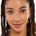 essence Microblading Brow Brush Liner 03 Neutral Brown - 2.95 euro