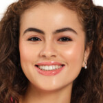 essence Juicy Bomb Plumping Lipgloss 04 Blossom Peach - 2.95 euro
