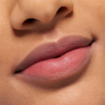 essence Blur Soufflé Matte Lip Cream 01 Deep Scroll - 3.35 euro