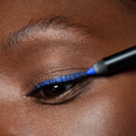 Catrice Velvet Glide Matte Eye Pencil Waterproof 050 Blue Pulse - 3.95 euro