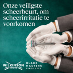 3x Wilkinson Quattro Essential 4 Sensitive mesjes - 43.24 euro