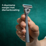 3x Wilkinson Quattro Essential 4 Sensitive mesjes - 43.24 euro