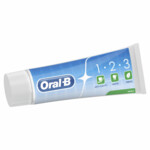12x Oral-B Tandpasta 1-2-3 Frisse Mint - 14.6 euro