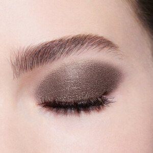Bourjois Little Round Pot Eyeshadow 006 Aura De Nuit - 11.05 euro