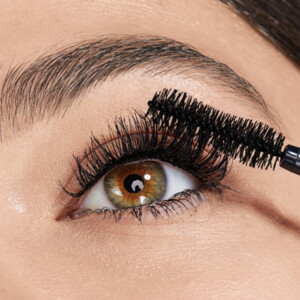 Maybelline The Falsies Lash Lift Mascara Black - 15.89 euro