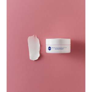 NIVEA Dagcrème Voedend SPF30 - 13.99 euro