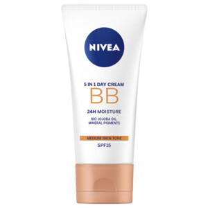 NIVEA BB Cream Dagcrème SPF 15 Medium - 14.49 euro