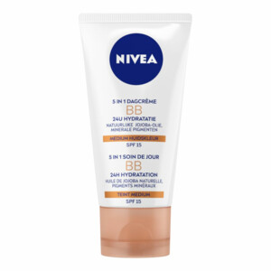 NIVEA BB Cream Dagcrème SPF 15 Medium - 14.49 euro