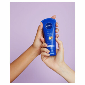 3x NIVEA Handcrème Intensieve Hydratatie - 16.3 euro