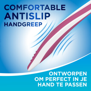 6x Aquafresh Tandenborstel Clean Control Soft - 14.51 euro