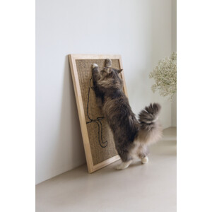 Designed by Lotte Krabplank Hout Poezels 70 x 50 x 2 cm