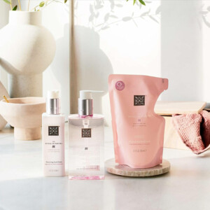 Rituals Sakura Kitchen geschenkset Handbalsem 175 ml + Handzeep 300 ml + Refill Handzeep 300 ml - 28.83 euro