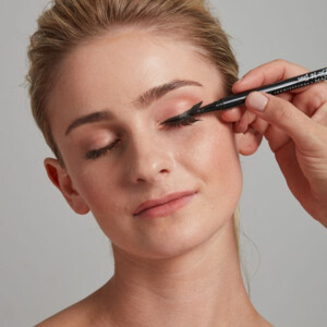 NYX Epic Ink Liner Waterproof Eyeliner Black - 9.19 euro