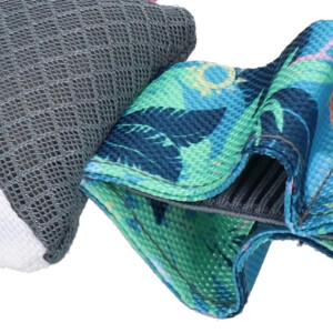 Coolpets Koelspeelgoed Pull me! Sharky - 6.89 euro
