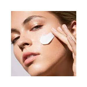 Estee Lauder DayWear Anti-Oxidant 24H Moisture Dagcrème SPF 15 - 44.89 euro