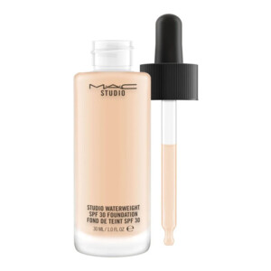 MAC Cosmetics Studio Waterweight Foundation SPF 30 NC15 - 35.99 euro