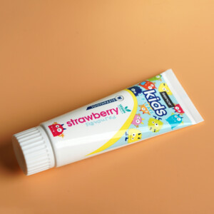 Sence Fresh Tandpasta Kids Strawberry - 1.19 euro