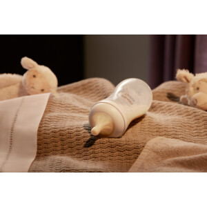 Philips Avent Voedingsfles Natural Response - 11.99 euro