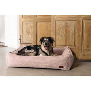 Designed by Lotte Ligmand Ribbed Roze 80 x 70 x 22 cm