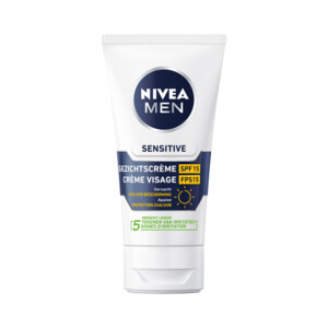 NIVEA Men Moisturizer Sensitive SPF 15 - 18.79 euro