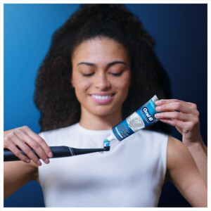 Oral-B Tandpasta Pro-Expert Gezond Wit - 2.59 euro