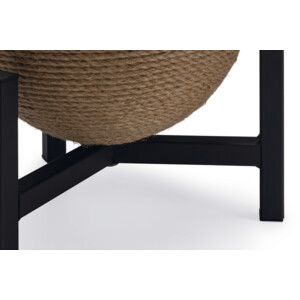Designed by Lotte Krabbol Hout Tyra 27 x 27 x 33 cm