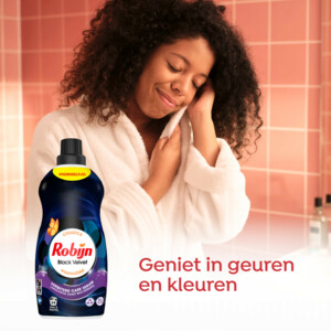 2x Robijn Klein & Krachtig Wasmiddel Black Velvet 34 Wasbeurten - 21.49 euro