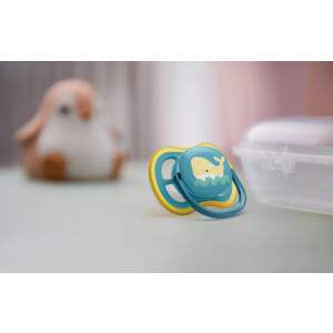 Philips Avent Fopspeen Ultra Air Fopspeen 18+ mnd Walvis - 8.59 euro