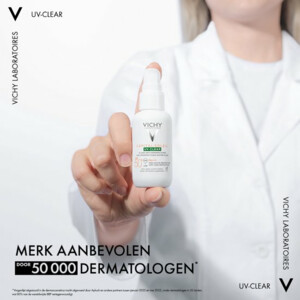 Vichy Capital Soleil UV Clear Anti-onzuiverheden Zonnebrand SPF 50+ - 19.85 euro