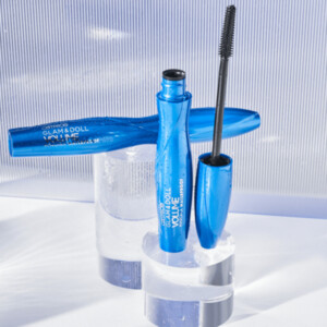 Catrice Glam & Doll Volume Mascara Waterproof - 4.49 euro