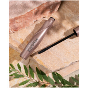 Catrice Glam & Doll Sculpt & Volume Mascara 010 Black - 4.25 euro